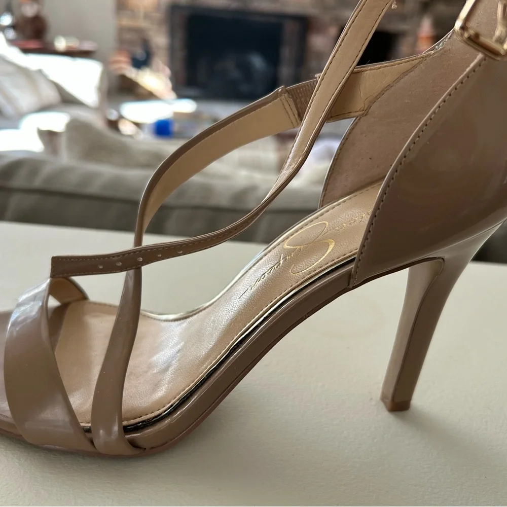 Women’s Nude Shoes - Picture 4 of 5